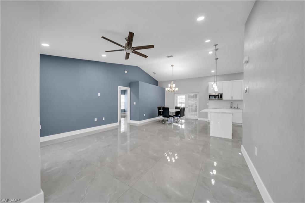 538 Whispering Wind Bend Property Photo 6