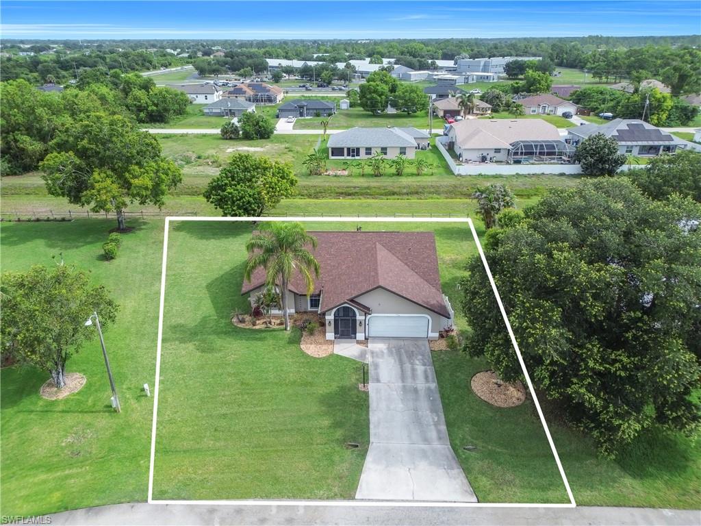 538 Whispering Wind Bend Property Photo 33
