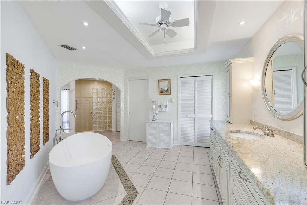 16111 Forest Oaks Dr Property Photo 24