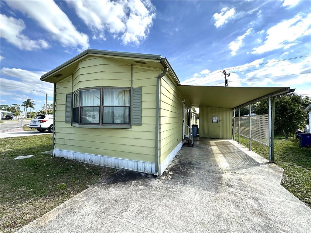 280 Flame Ln Property Photo 2