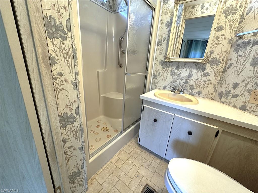 280 Flame Ln Property Photo 13