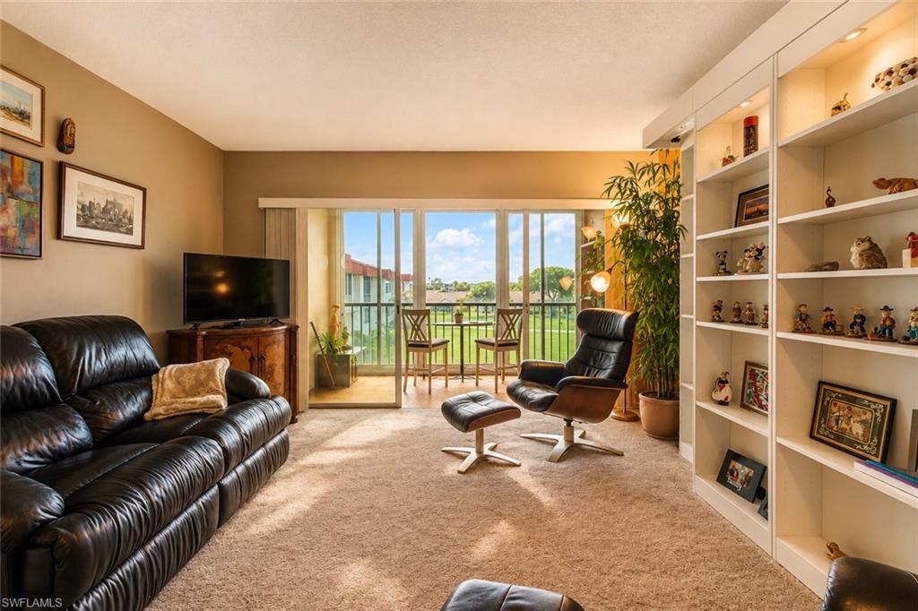 1700 Pine Valley Dr 319 Property Photo 4