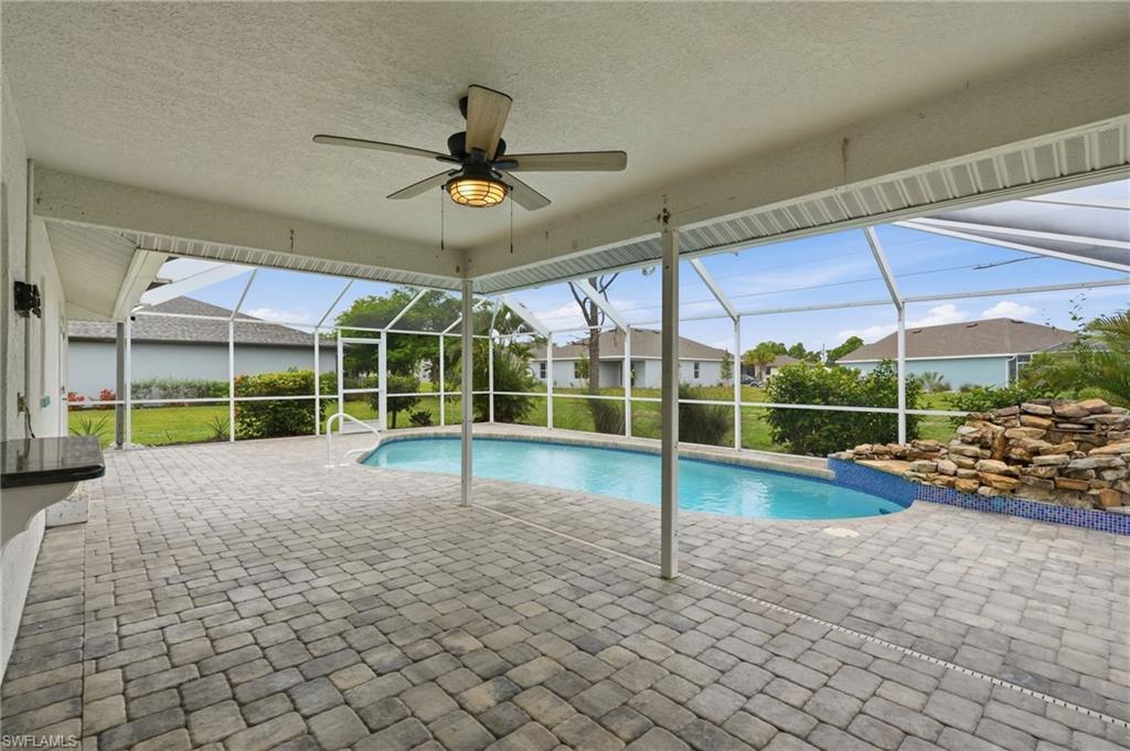 25449 Doredo Dr Property Photo 15