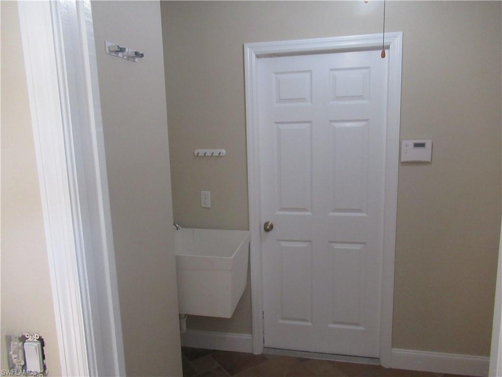 1622 Ne 33rd Ter Property Photo 6