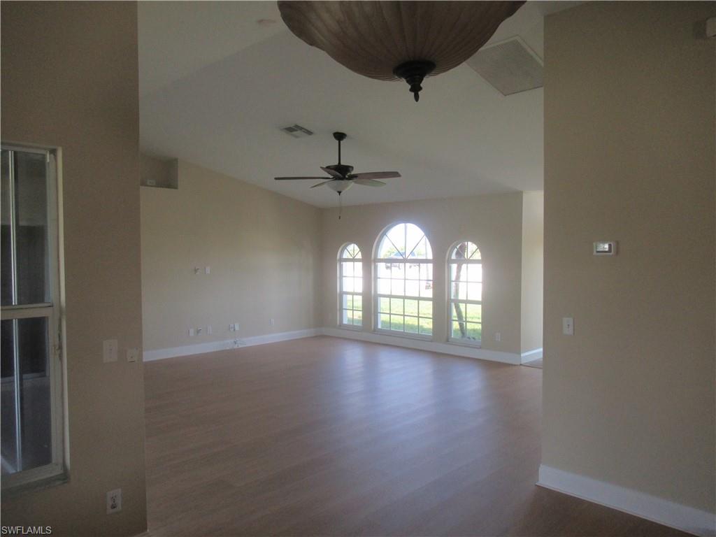1622 Ne 33rd Ter Property Photo 8