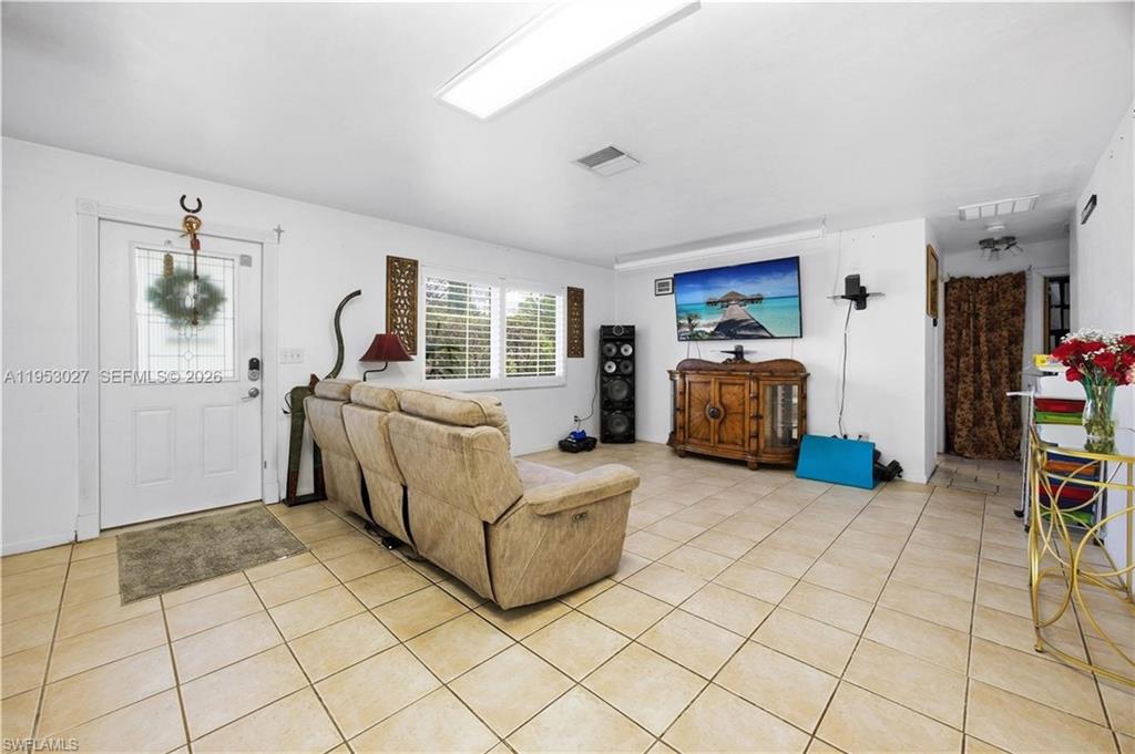 1526 Ne 4th Ter Property Photo 11