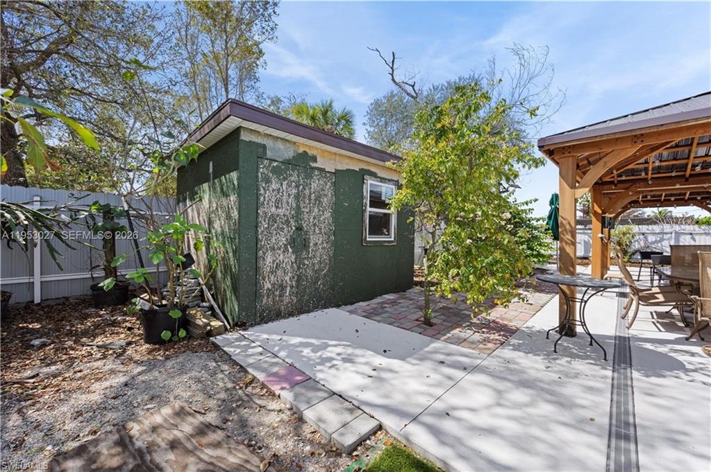1526 Ne 4th Ter Property Photo 33