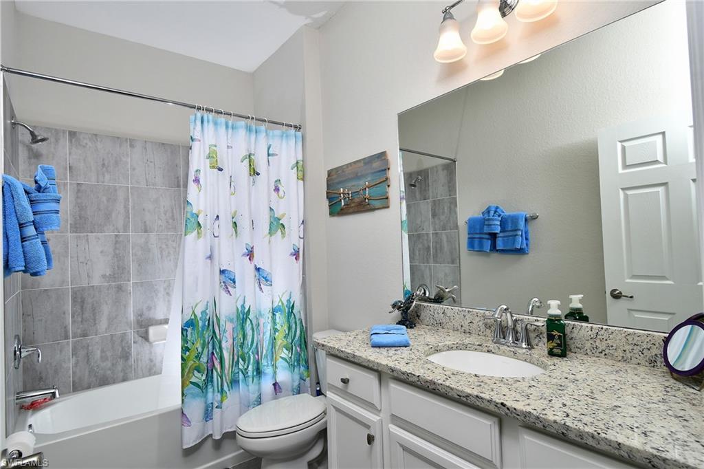 17709 Woodland Ct Property Photo 12