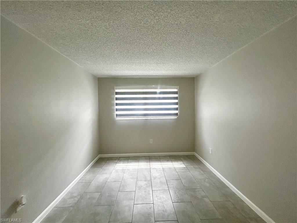 4906 Victoria Dr 103 Property Photo 14