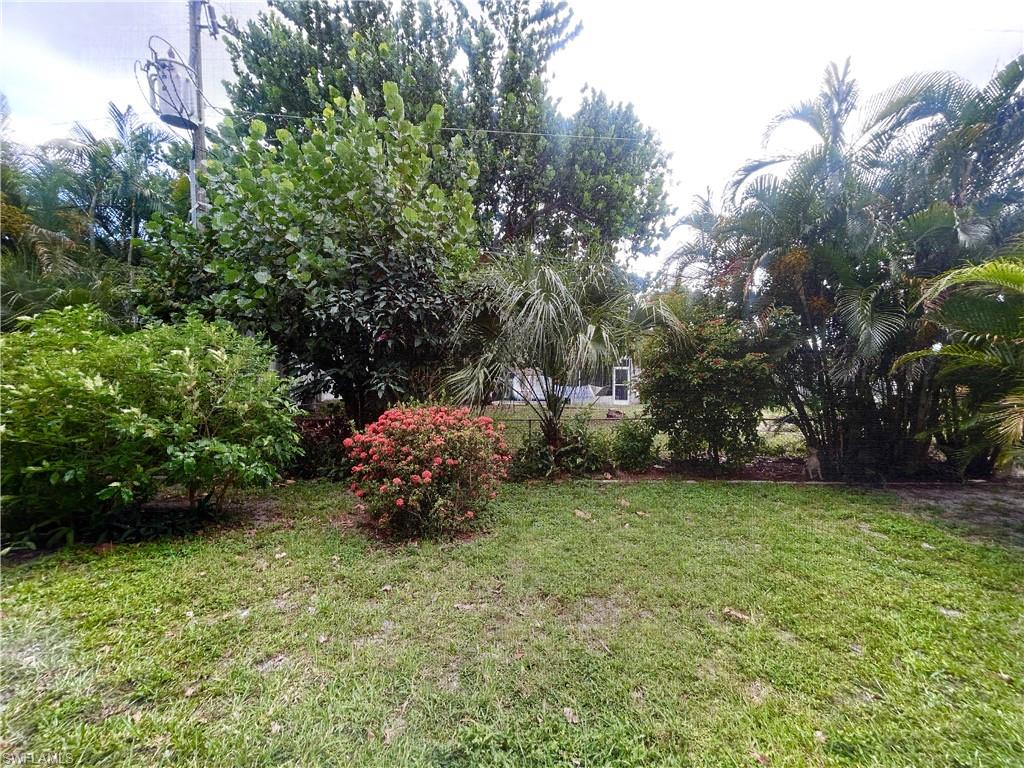 4906 Victoria Dr 103 Property Photo 17