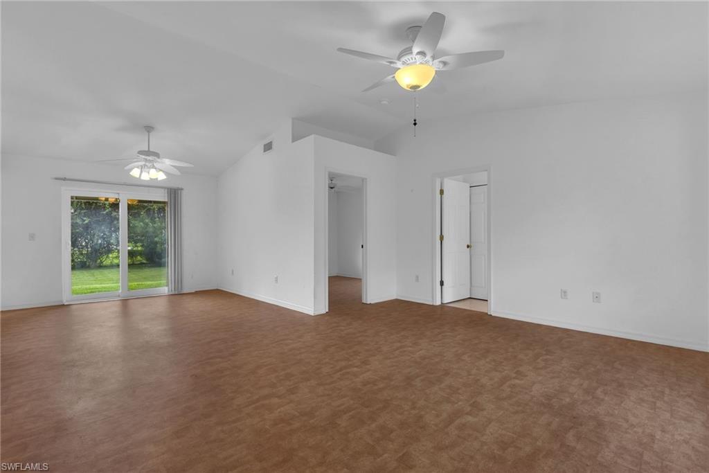 4904 5th St W Property Photo 2