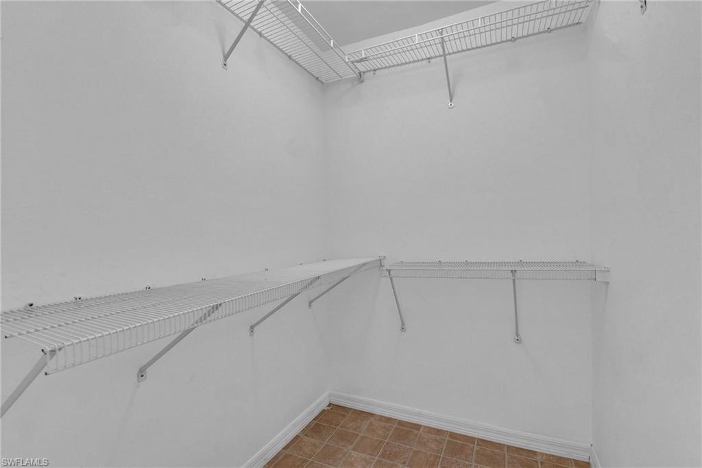4904 5th St W Property Photo 14