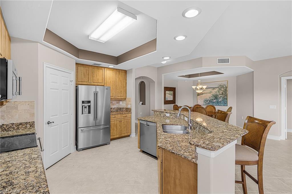 12061 Brassie Cir B102 Property Photo 3