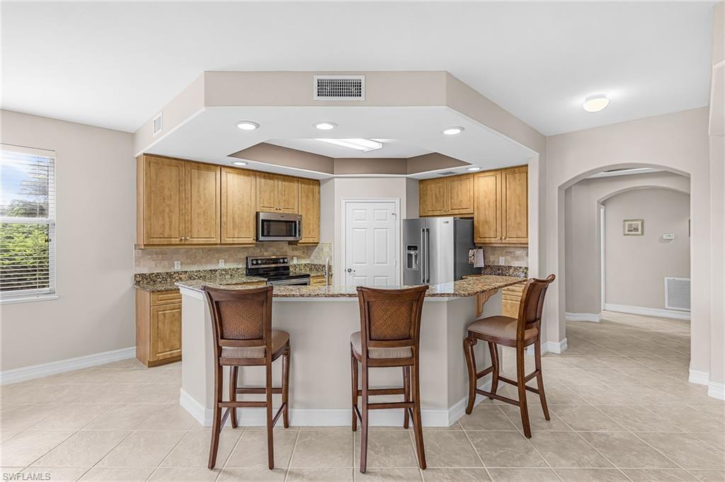12061 Brassie Cir B102 Property Photo 5