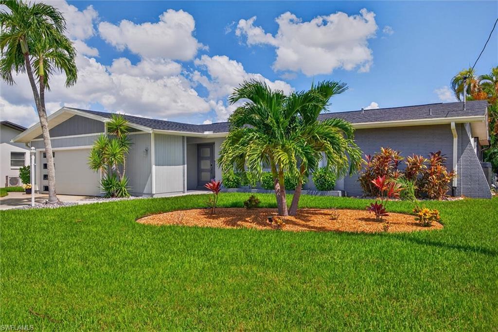 1633 Edith Esplanade Property Photo 1