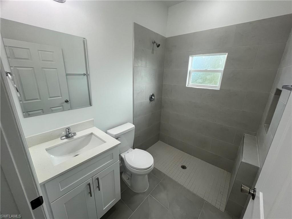 648 Wentworth Dr Property Photo 6