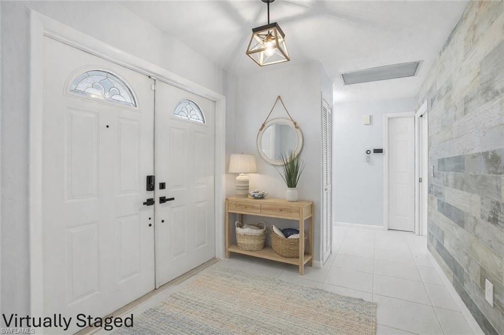 5964 Baker Ct Property Photo 4