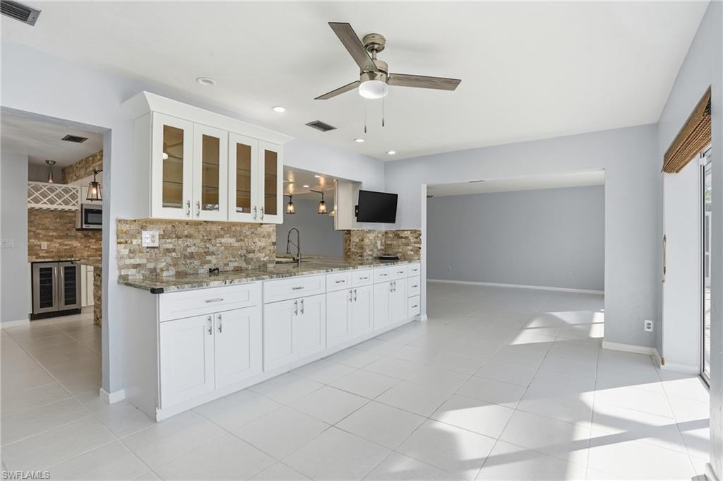 5964 Baker Ct Property Photo 17