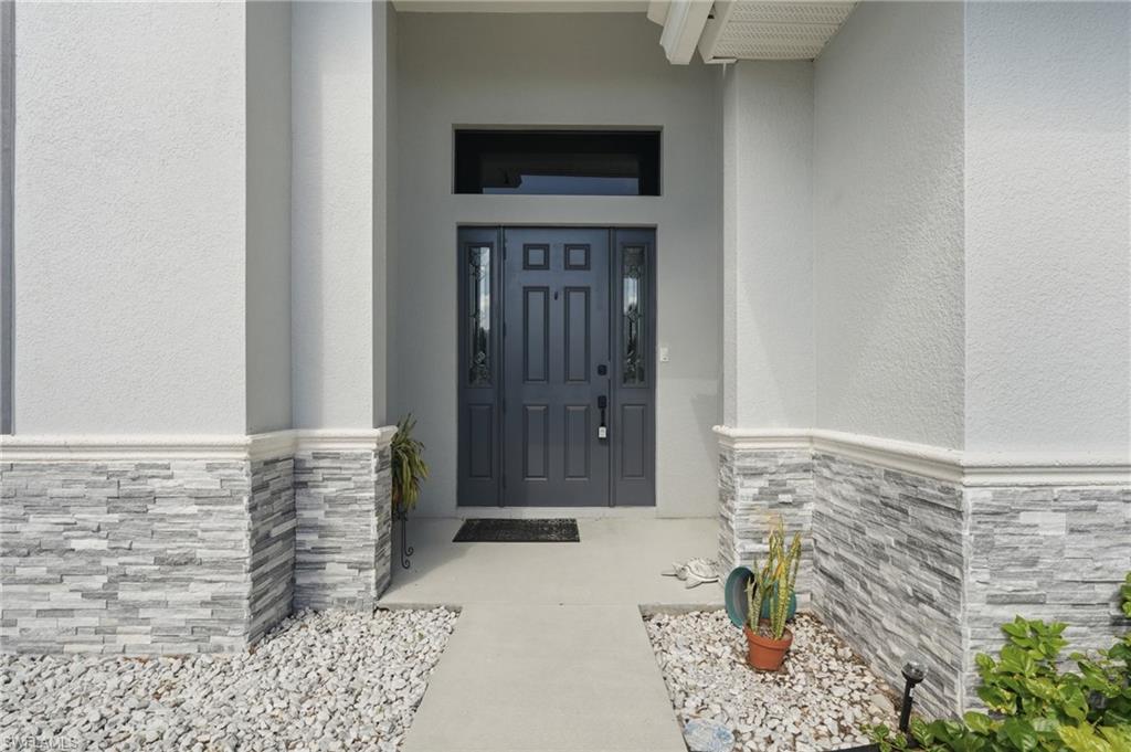 7038 Tide Cir Property Photo 3