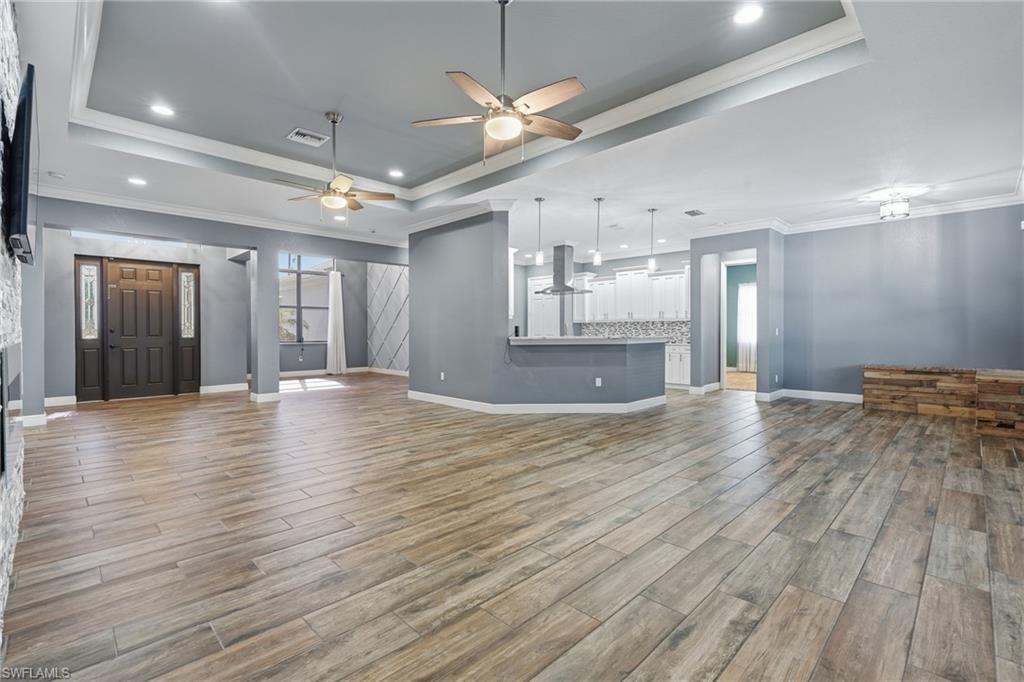 7038 Tide Cir Property Photo 6