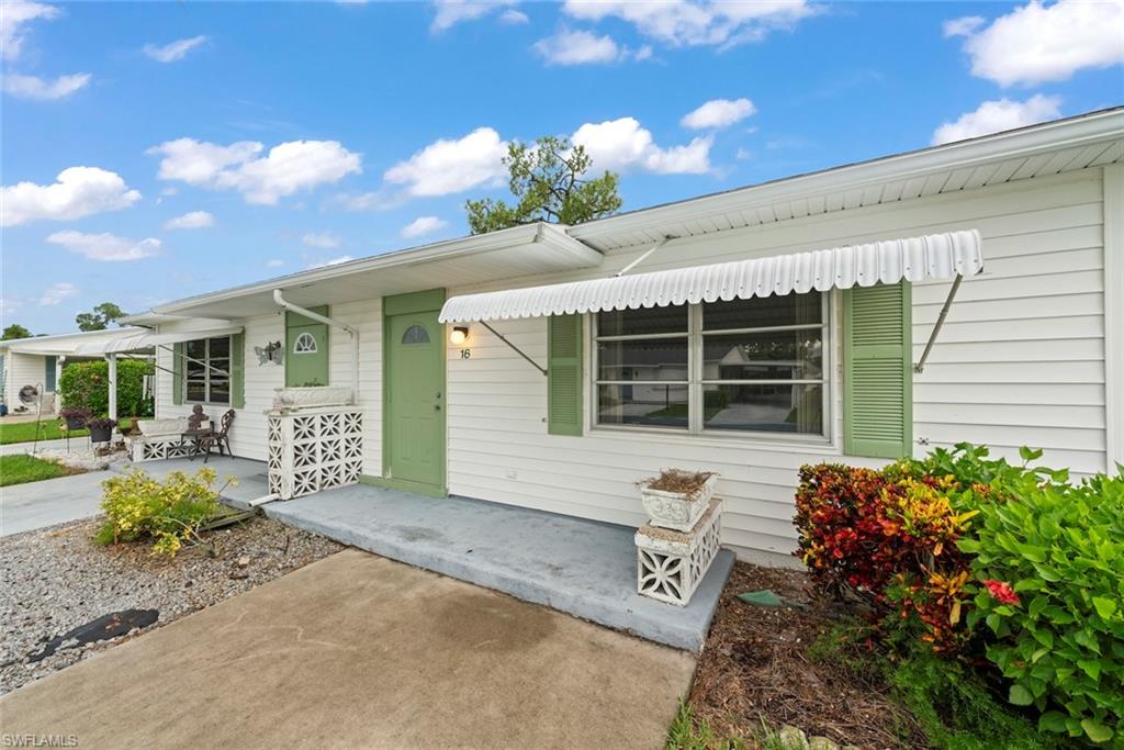 16 Dawn Flower Cir Property Photo 3