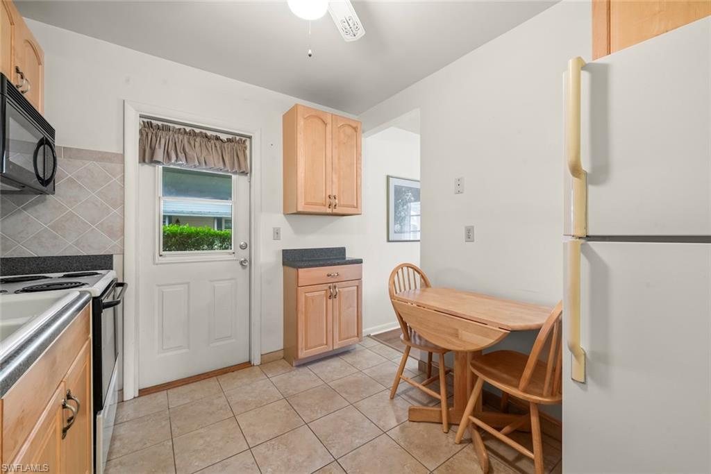 16 Dawn Flower Cir Property Photo 8