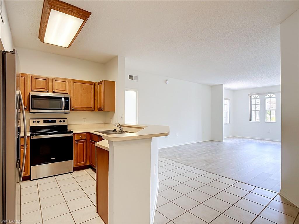 15585 Ocean Walk Cir 204 Property Photo 15