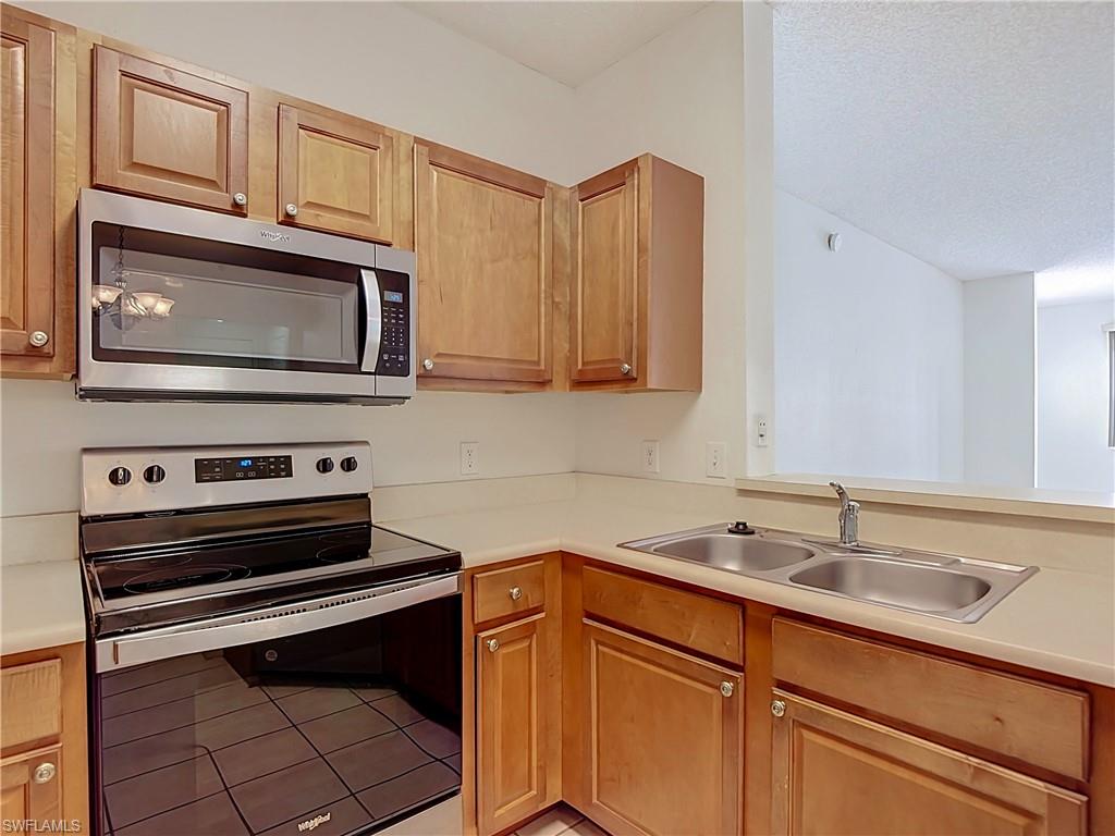 15585 Ocean Walk Cir 204 Property Photo 17