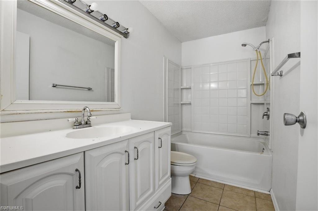 3704 Broadway 310 Property Photo 8
