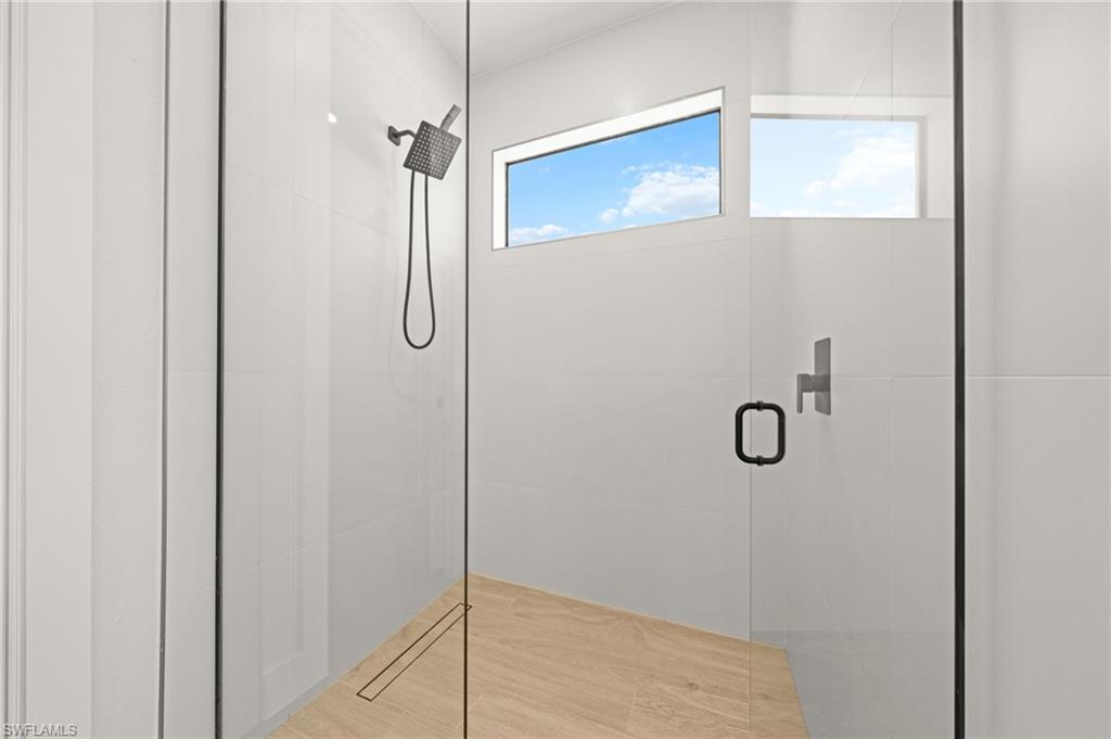 317 Ne 15th Ter Property Photo 21