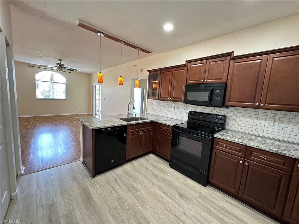 6361 Aragon Way 208 Property Photo 14