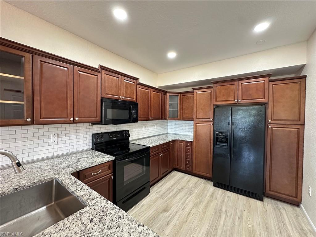 6361 Aragon Way 208 Property Photo 15