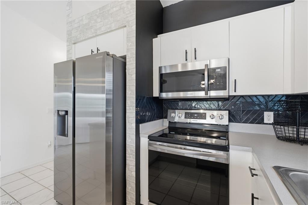 20 Cosmopolitan Dr 6 Property Photo 14