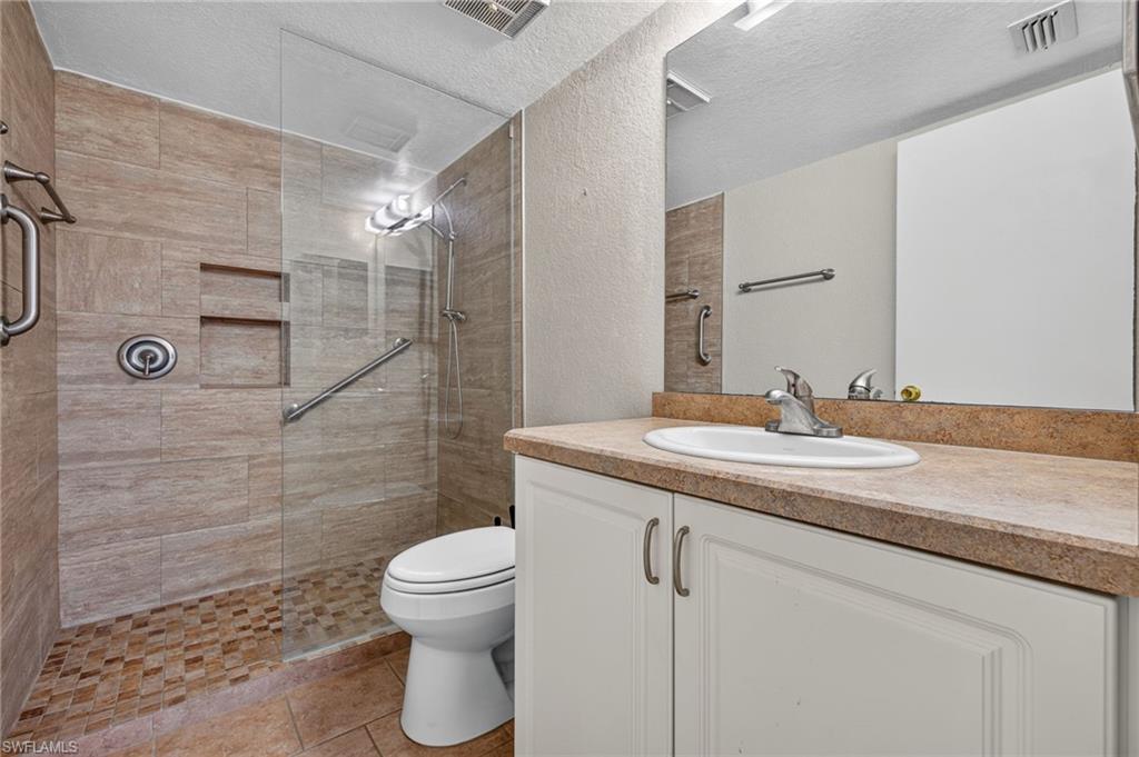 25100 Sandhill Blvd B102 Property Photo 13