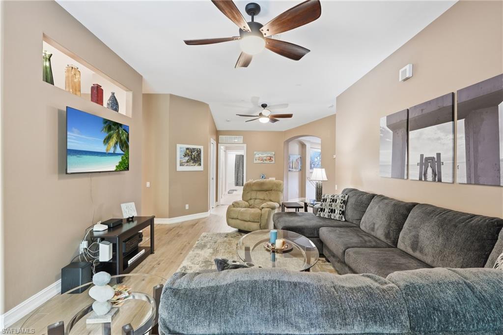 710 Tarpon Cove Dr 203 Property Photo 19