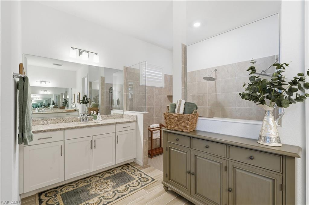 25157 Longmeadow Dr Property Photo 21