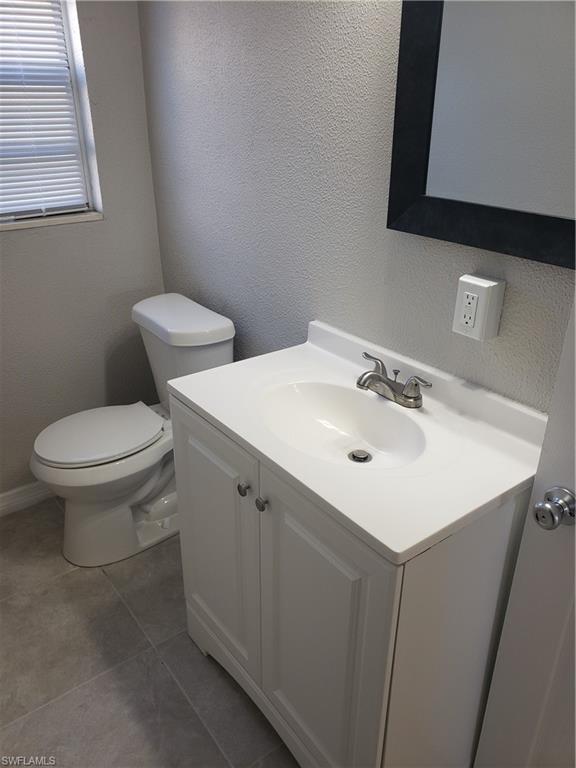 204 1st St Property Photo 12