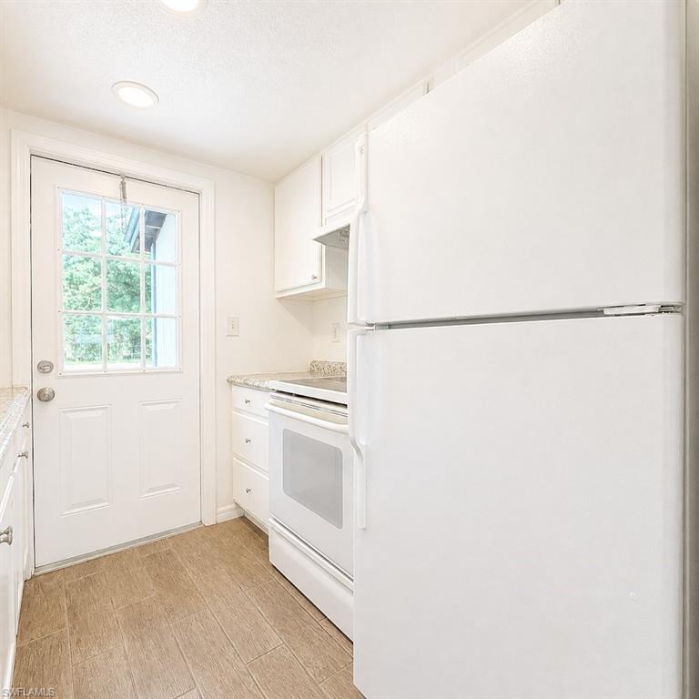 723 Burdick Ave Property Photo 5