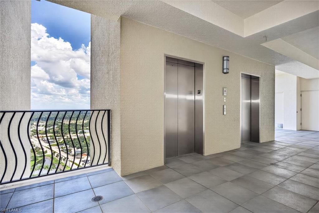 3000 Oasis Grand Blvd Mph3 Property Photo 31