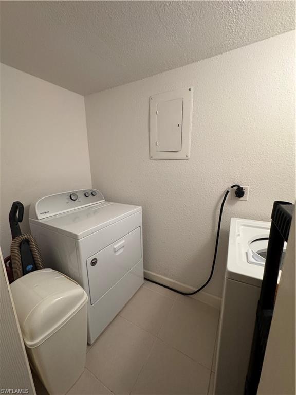 12658 Kenwood Ln B Property Photo 18
