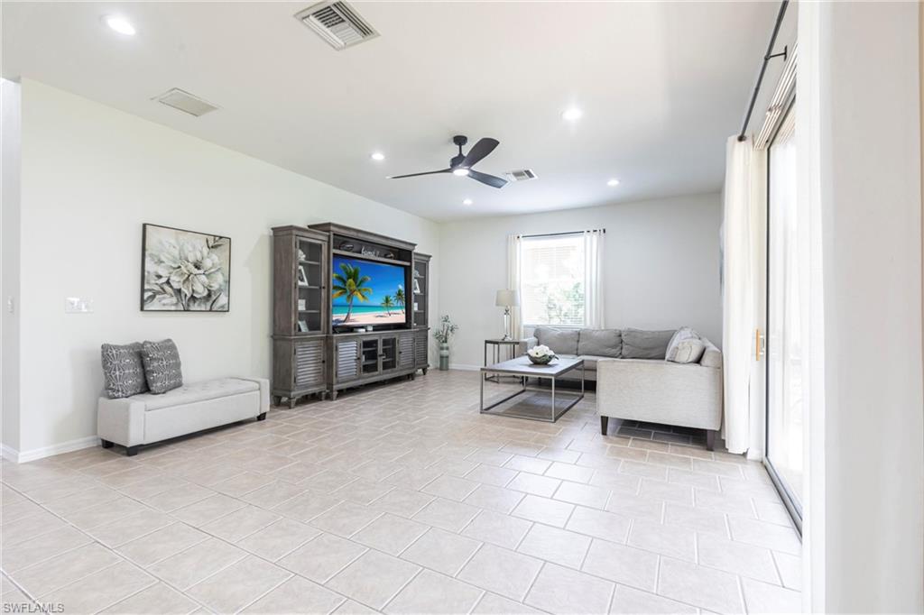 12688 Stone Tower Loop Property Photo 7