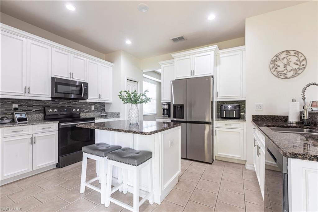12688 Stone Tower Loop Property Photo 10