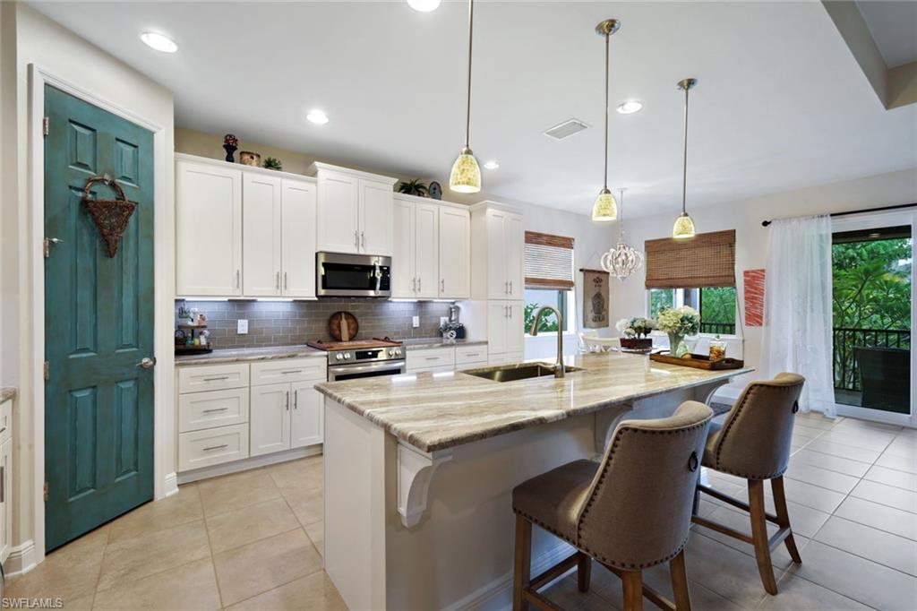 8554 Banyan Bay Blvd Property Photo 4