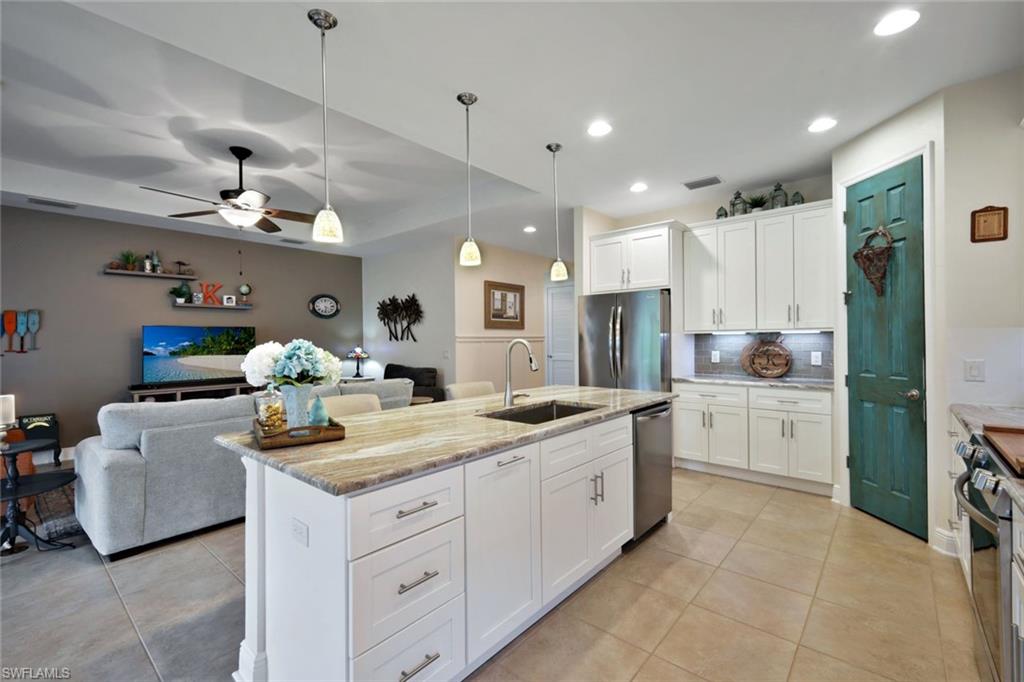 8554 Banyan Bay Blvd Property Photo 13