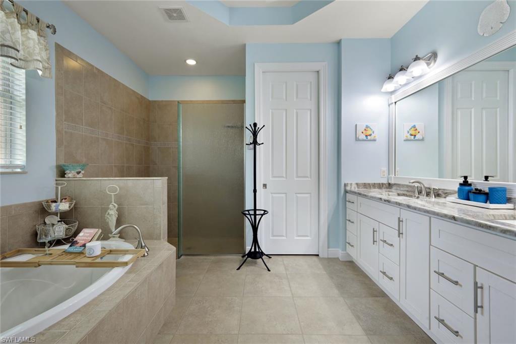 8554 Banyan Bay Blvd Property Photo 17