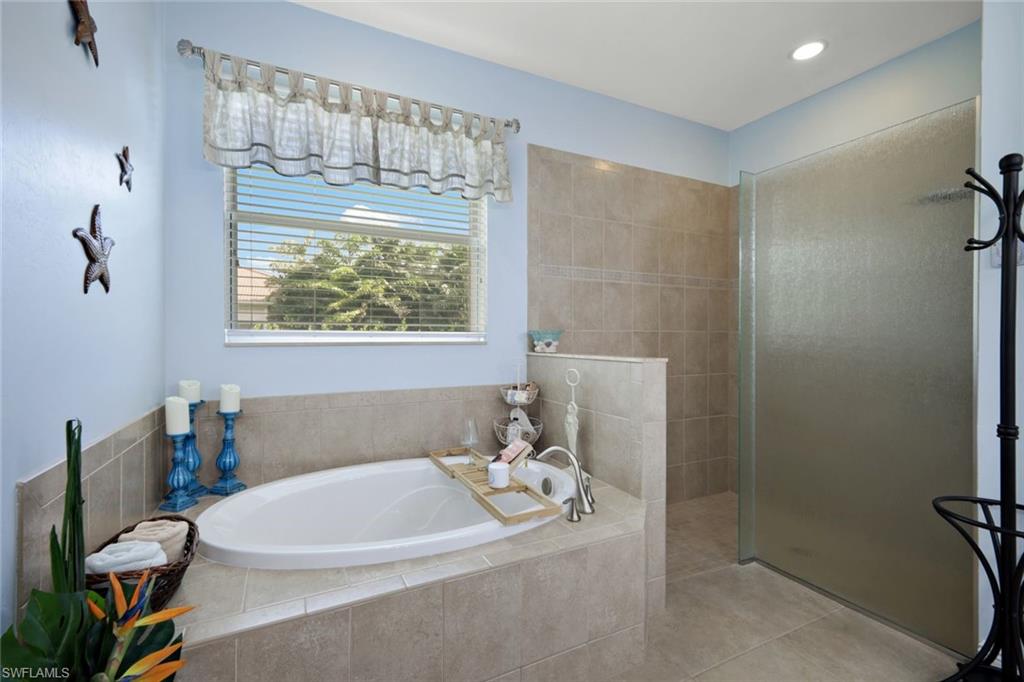 8554 Banyan Bay Blvd Property Photo 18