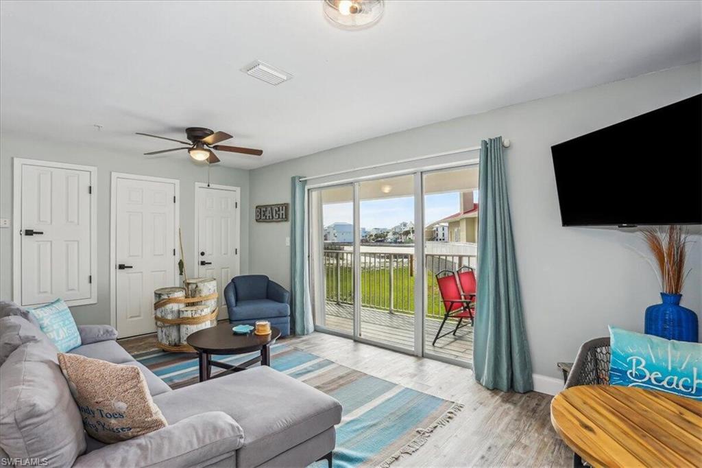 7476 Sunset Harbor Dr 414 Property Photo 4