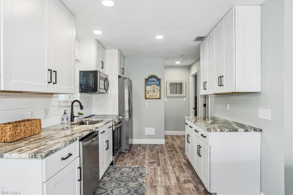 7476 Sunset Harbor Dr 414 Property Photo 6