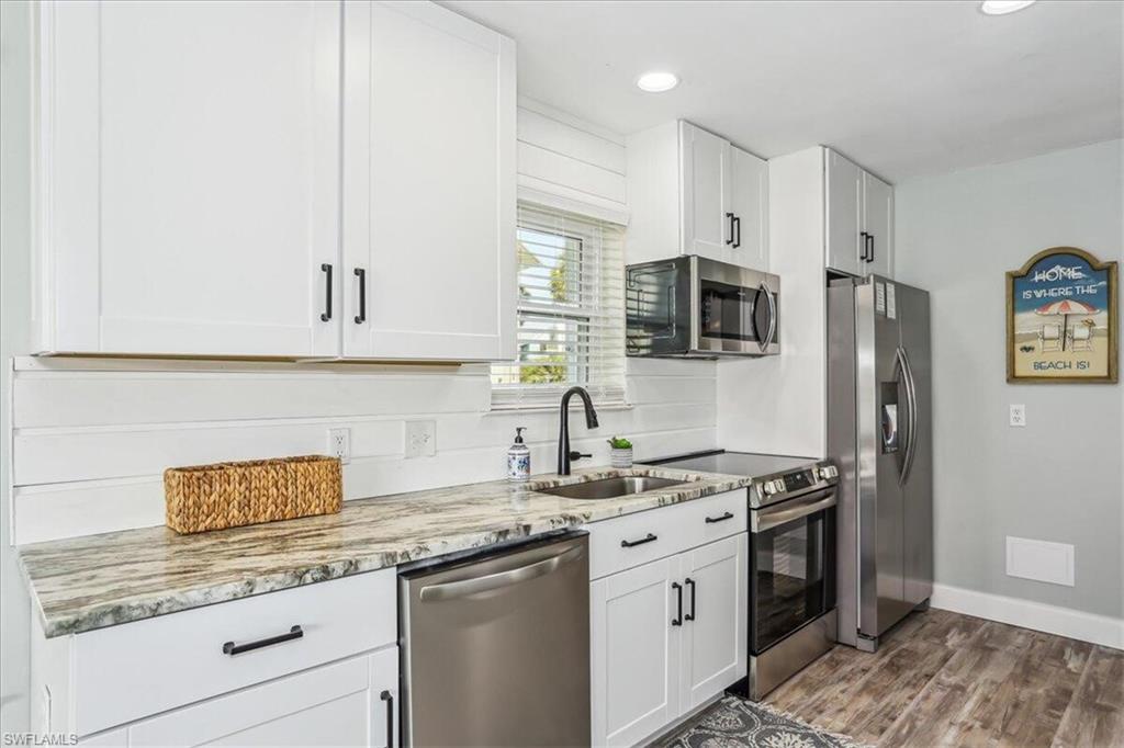 7476 Sunset Harbor Dr 414 Property Photo 7