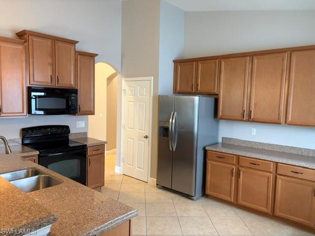 8610 Sumner Ave Property Photo 4